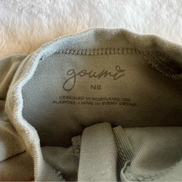 Goumi Newborn Footie Sleeper - Picture 11 of 11